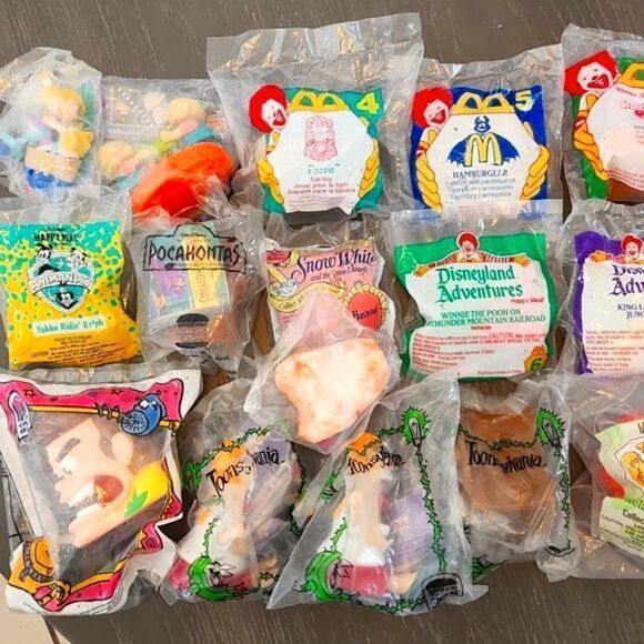 LOT of 16 vintage RARE 1990s kids meal toys. All in original unopened packages.